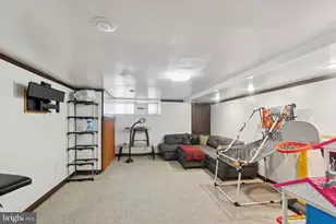 5212 N 8th St, Philadelphia, PA 19120 - Photo 10