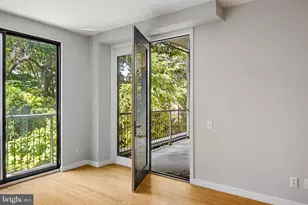 934 N 3rd St, Philadelphia, PA 19123 - Photo 12