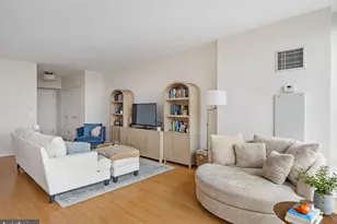 2101 Market St, Philadelphia, PA 19103 - Photo 10