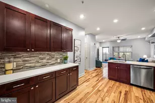 823 N 15th St, Philadelphia, PA 19130 - Photo 6