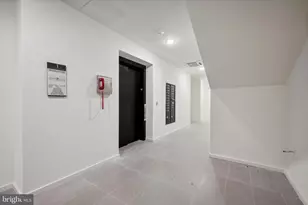 225 N 12th St, Philadelphia, PA 19107 - Photo 34