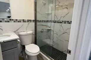 910 Arch St, Philadelphia, PA 19107 - Photo 2