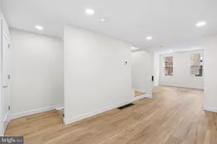 1124 E Dunton St, Philadelphia, PA 19123 - Photo 4