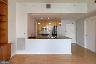 317 - 319 Vine St, Philadelphia, PA 19106 - Photo 6