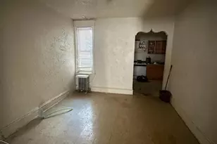 1317 McFerran St, Philadelphia, PA 19140 - Photo 4