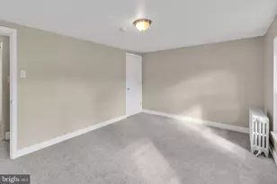 4413 Baker St, Philadelphia, PA 19127 - Photo 14