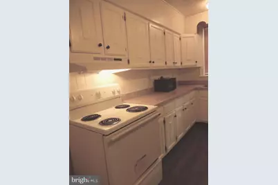 6453 N Smedley Street, Philadelphia, PA 19126 - Photo 10