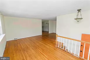 2162 Strahle St, Philadelphia, PA 19152 - Photo 4