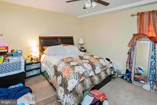 2162 Strahle St, Philadelphia, PA 19152 - Photo 18