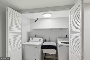 9782 Clark St, Philadelphia, PA 19115 - Photo 52
