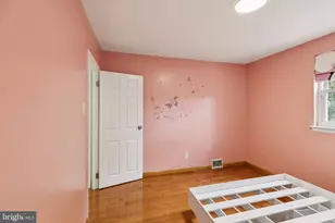 9782 Clark St, Philadelphia, PA 19115 - Photo 22