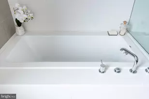 422 Fairmount Ave, Philadelphia, PA 19123 - Photo 36