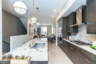 422 Fairmount Ave, Philadelphia, PA 19123 - Photo 18