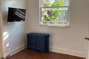 2056 Emily St, Philadelphia, PA 19145 - Photo 8