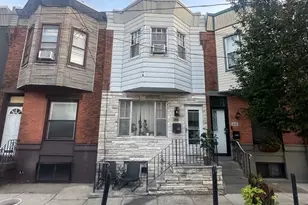 2056 Emily St, Philadelphia, PA 19145 - Photo 10