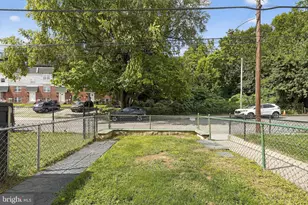 335 Hermitage St, Philadelphia, PA 19128 - Photo 6