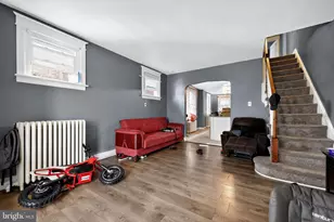 7009 Gillespie St, Philadelphia, PA 19135 - Photo 4