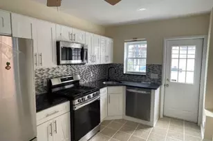 5337 Hedge St, Philadelphia, PA 19124 - Photo 10