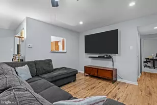 4000 Gypsy Ln, Philadelphia, PA 19129 - Photo 4