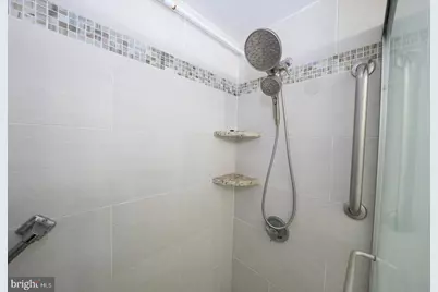 1919 Chestnut Street #710, Philadelphia, PA 19103 - Photo 10