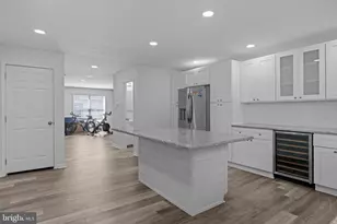 1119 E Hewson St, Philadelphia, PA 19125 - Photo 6