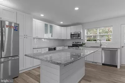 1119 E Hewson Street, Philadelphia, PA 19125 - Photo 10