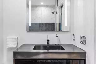 1903 Spruce St, Philadelphia, PA 19103 - Photo 14