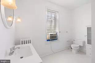 2324 Poplar St, Philadelphia, PA 19130 - Photo 12