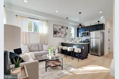 1540 S Myrtlewood Street, Philadelphia, PA 19146 - Photo 2