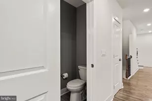 1752 Waterloo St, Philadelphia, PA 19122 - Photo 14