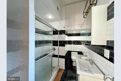 1301-3 Vine Street #3, Philadelphia, PA 19107 - Photo 4