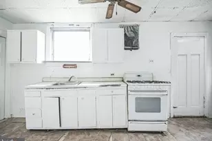 504 E Godfrey Ave, Philadelphia, PA 19120 - Photo 8