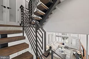 2106 Spring St, Philadelphia, PA 19103 - Photo 32