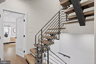 2106 Spring St, Philadelphia, PA 19103 - Photo 38