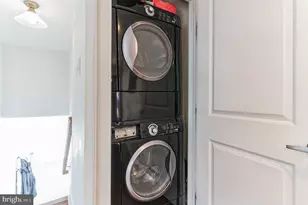 1716 Pine St, Philadelphia, PA 19103 - Photo 16