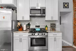 2327 Gerritt St, Philadelphia, PA 19146 - Photo 10