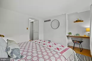 37 Queens Ave, Philadelphia, PA 19147 - Photo 18