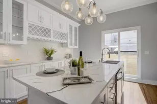 732 Daly St, Philadelphia, PA 19148 - Photo 6