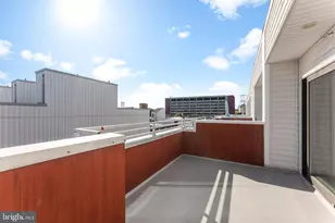 333 Green St, Philadelphia, PA 19123 - Photo 36