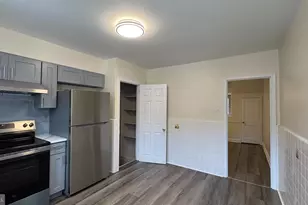 3251 St Vincent St, Philadelphia, PA 19149 - Photo 10