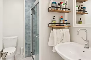 618 S 21st St, Philadelphia, PA 19146 - Photo 6