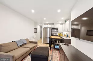 618 S 21st St, Philadelphia, PA 19146 - Photo 2