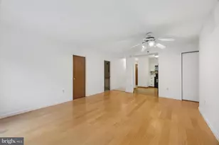 2201 Cherry St, Philadelphia, PA 19103 - Photo 6