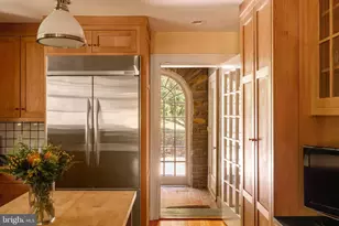 1026 Westview St, Philadelphia, PA 19119 - Photo 24