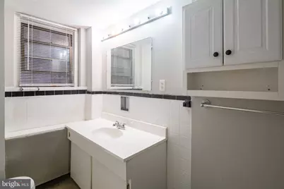 1321 Spruce Street, Philadelphia, PA 19107 - Photo 8