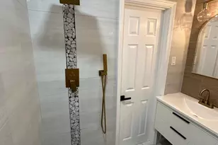 8540 Castor Ave, Philadelphia, PA 19152 - Photo 16