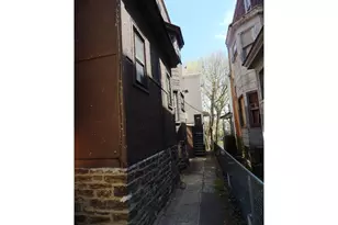 5717 N Park Ave, Philadelphia, PA 19141 - Photo 12