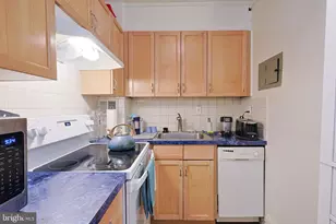 118 S 21st St, Philadelphia, PA 19103 - Photo 6