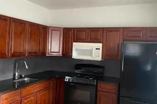 1352 Englewood St, Philadelphia, PA 19111 - Photo 6