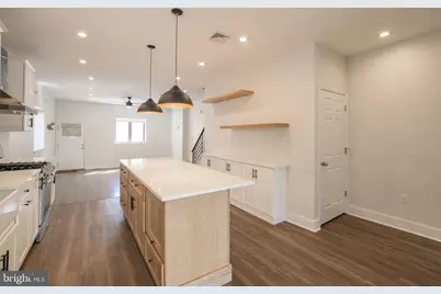 2106 Manton Street, Philadelphia, PA 19146 - Photo 8